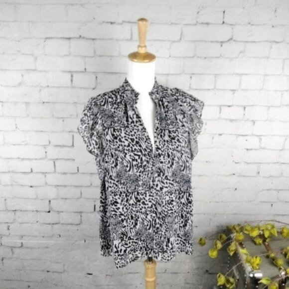 Elan Animal Print Smocked High Collar Flutter Sleeve Blouse Black Size Small - Picture 2 of 7